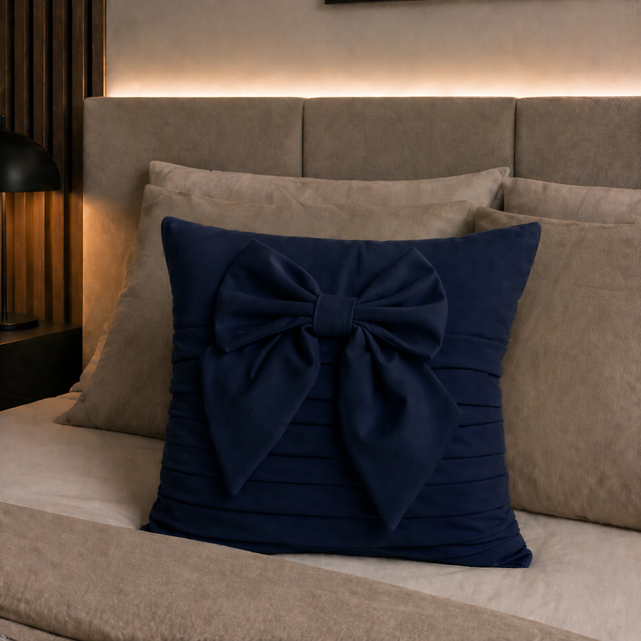 Cuscini Arredo in Velluto 1pz, Cuscini divano Pompon Blu