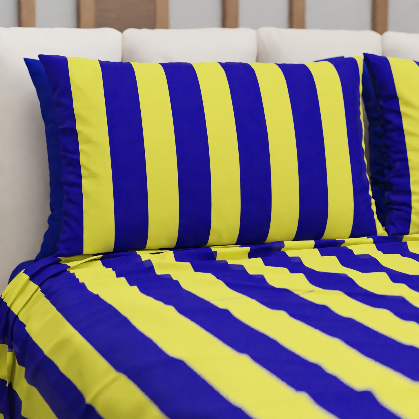 Lenzuolo Copriletto e Federe in Microfibra Righe Giallo/Blu Elettrico.