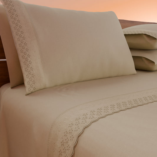 Draps doubles en pur coton percale avec volant en dentelle de San Gallo - Beige