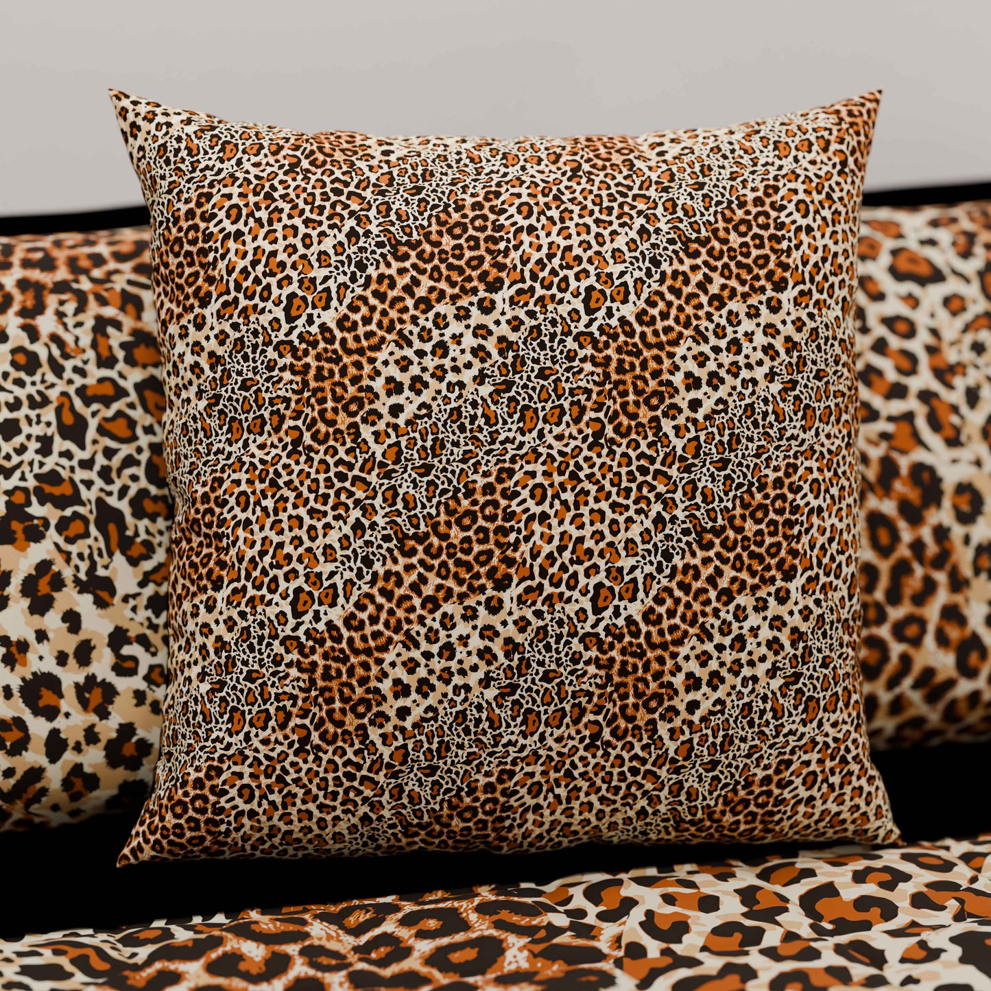 Cuscini, Copricuscini Divano, Cuscini Arredo in Stampa Digitale Animalier Maculato
