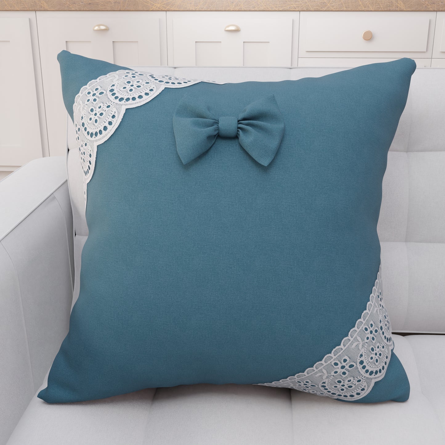 Coussin Décoratif Shabby Chic avec Dentelle et Noeuds Avion