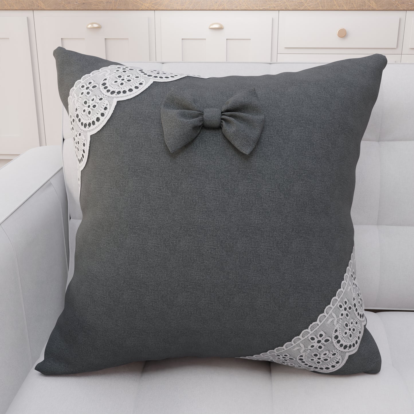 Coussin Décoratif Shabby Chic avec Dentelle et Noeuds Gris Foncé
