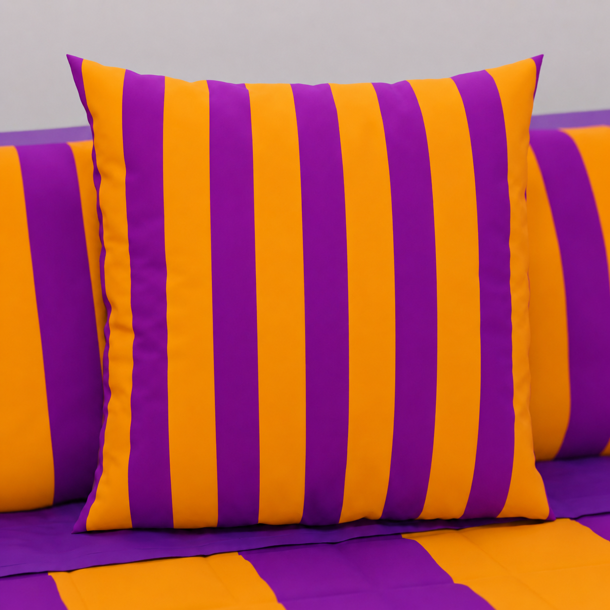 Cuscini, Copricuscini Divano, Cuscini Arredo in Stampa Digitale Le Righe Arancione/Viola