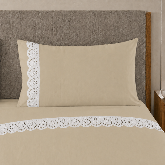 Lenzuola Matrimoniali in Puro Cotone Percalle con Balza in Pizzo San Gallo Beige