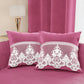 Cuscini Arredo in Velluto e Balza con Pizzo Rebrodè 2pz, Cuscini divano Fucsia By Sissy