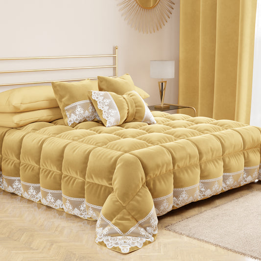 Cuscini Arredo in Velluto e Balza con Pizzo Rebrodè 2pz, Cuscini divano Oro By Sissy
