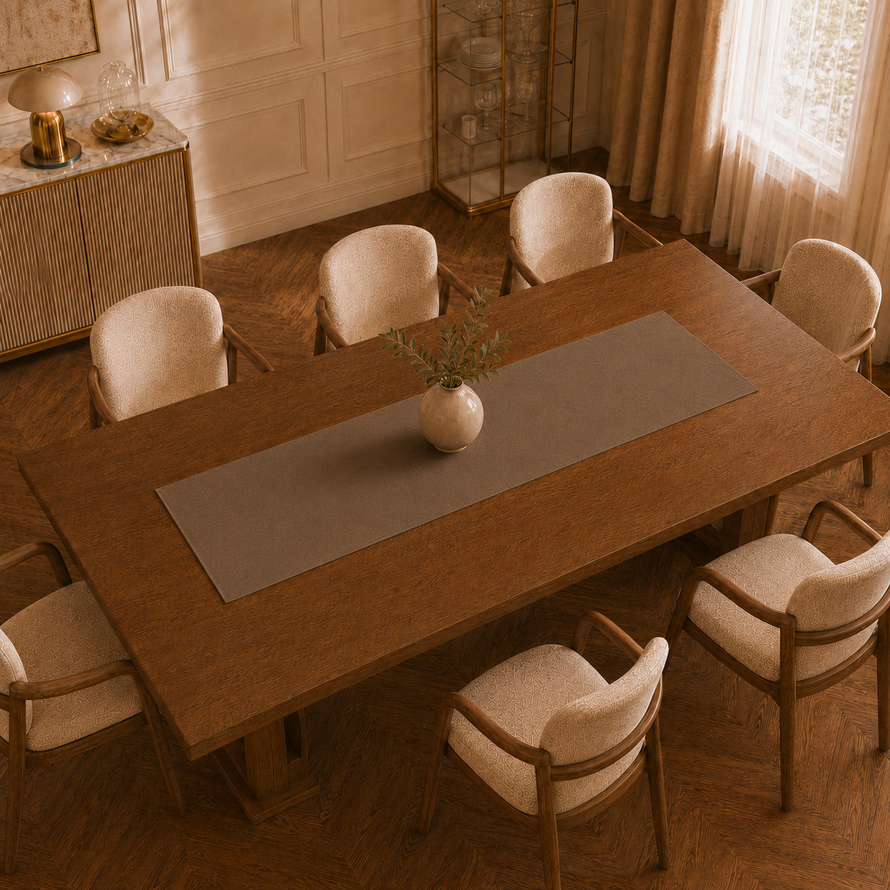Runner da tavola effetto velluto Fango, 55 × 150 cm — vista dall’alto