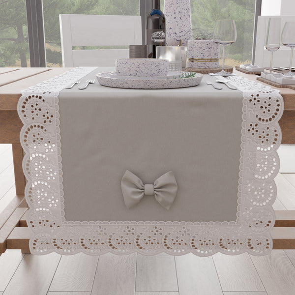 Runner da Tavolo Elegante Shabby Chic con Pizzo e Fiocchi Grigio Chiaro