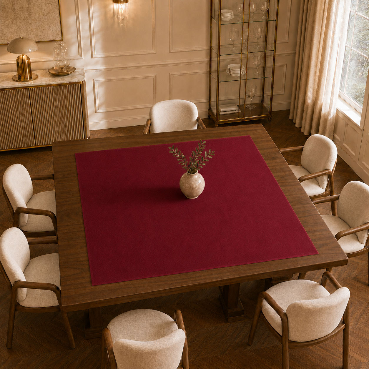 Centrotavola effetto velluto Bordeaux, 90 × 90 cm — vista dall’alto