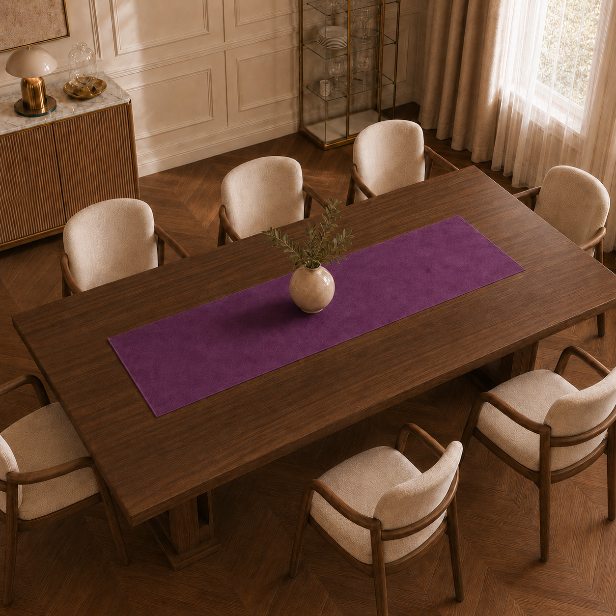 Runner da tavola effetto velluto Prugna, 40 × 140 cm — vista dall’alto